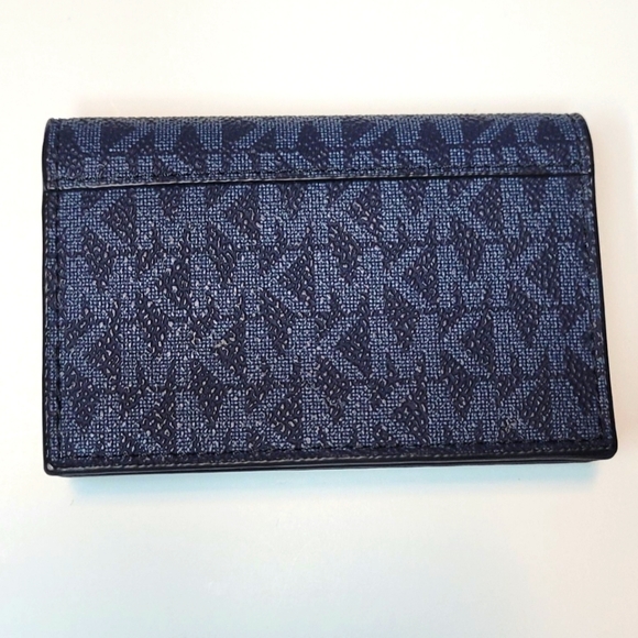 MICHAEL KORS Credit Card Holder - Picture 2 of 9